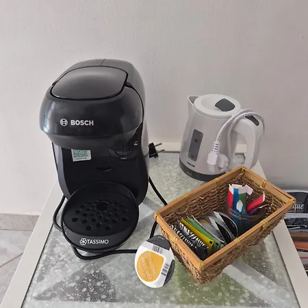 Alojamento de Acomodação e Pequeno-almoço Independante Carqueiranne